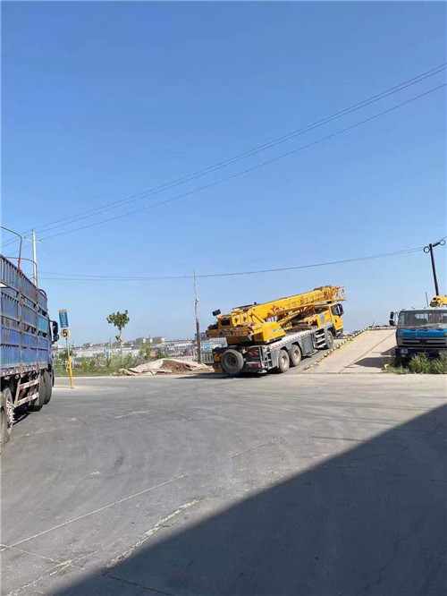 濂溪区25吨吊车的租赁价格大概是多少？